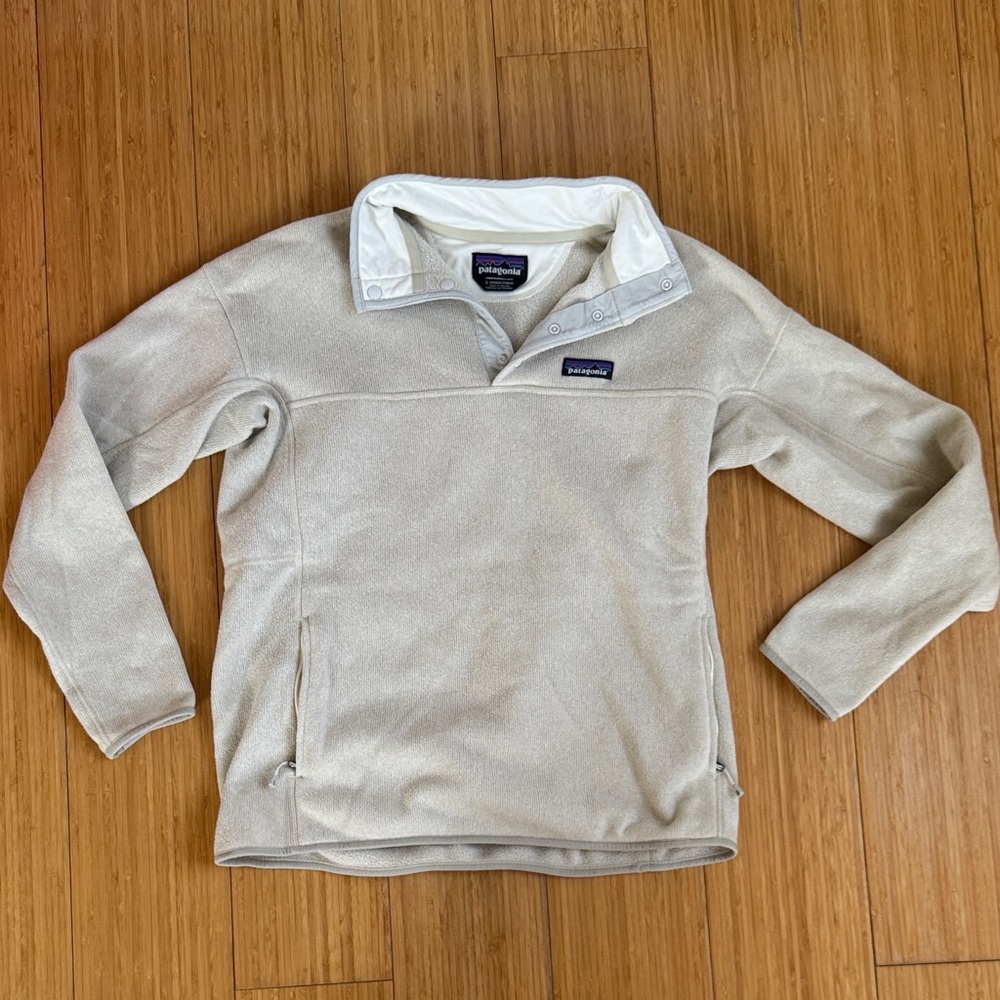 Patagonia Cream Snap-Button Fleece Pullover